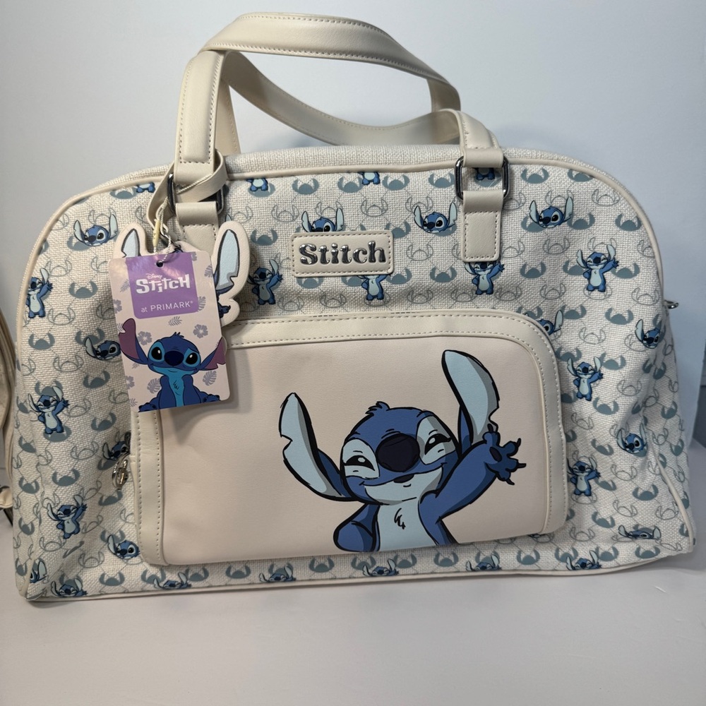 NWT. Disney Primark Stitch Weekend travel Bag